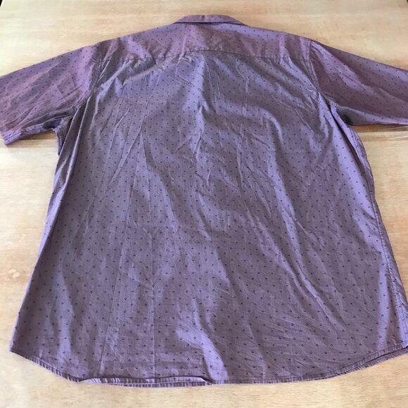 Travis Mathew Shirt Men XXL Purple Geometric Button Up Pocket Short Sleeve 17435 - Picture 2 of 13